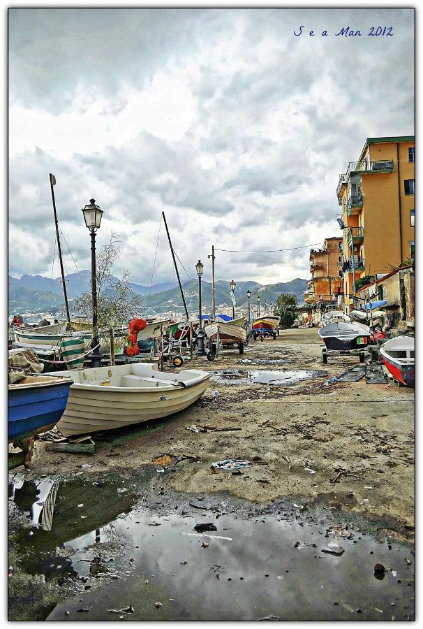 Al Porticciolo Salerno Exterior foto